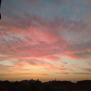 男人吃女人奶插曲女人视频
